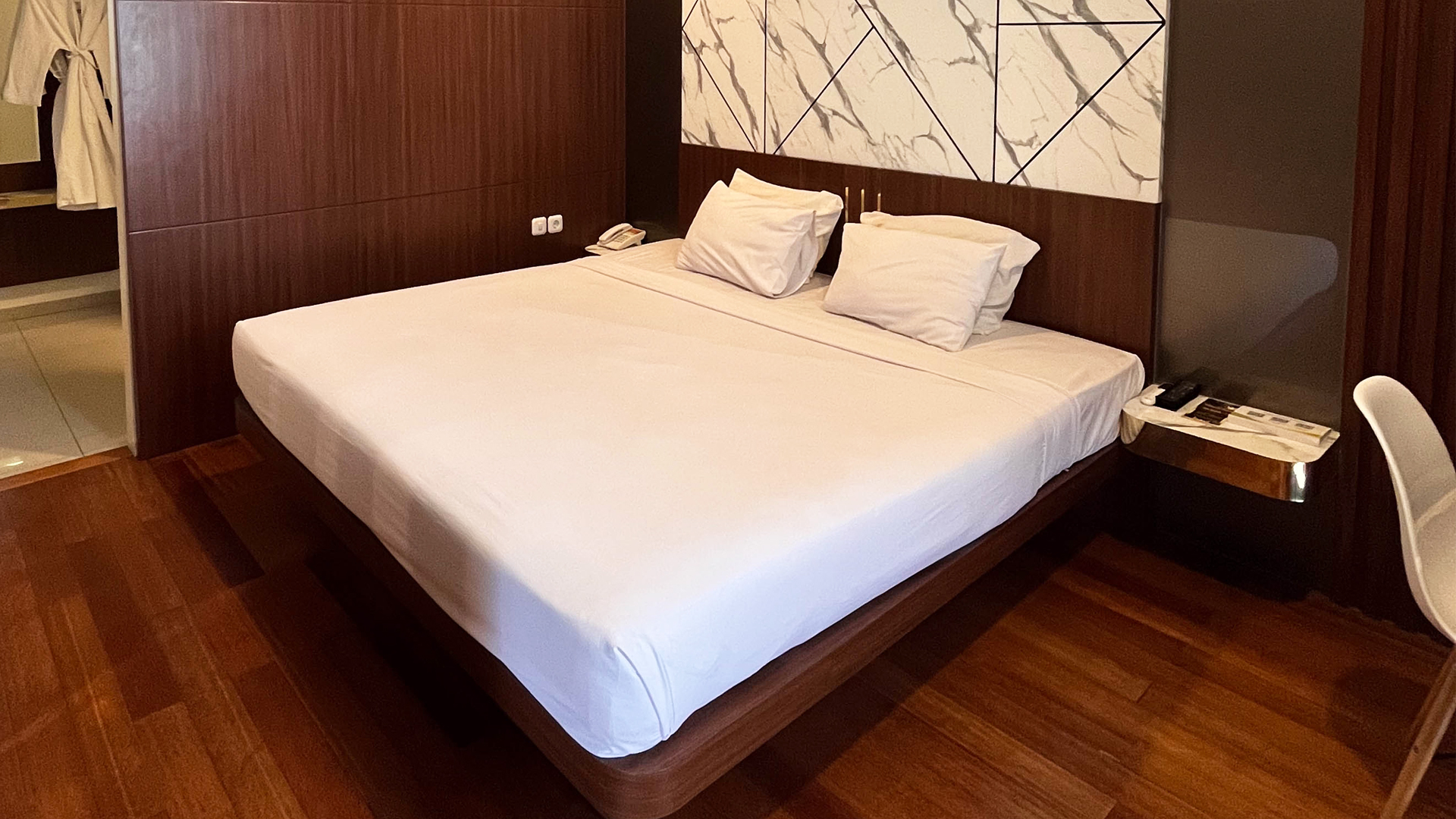 Puri Perdana Suite Room