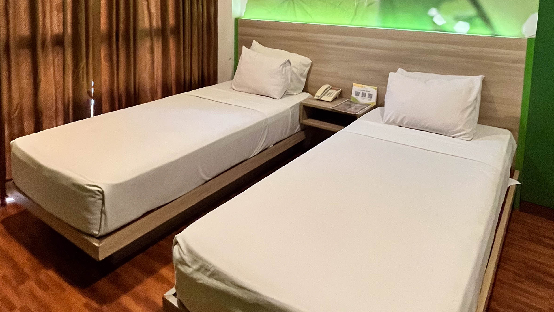 Deluxe Suite Room Twin Bed